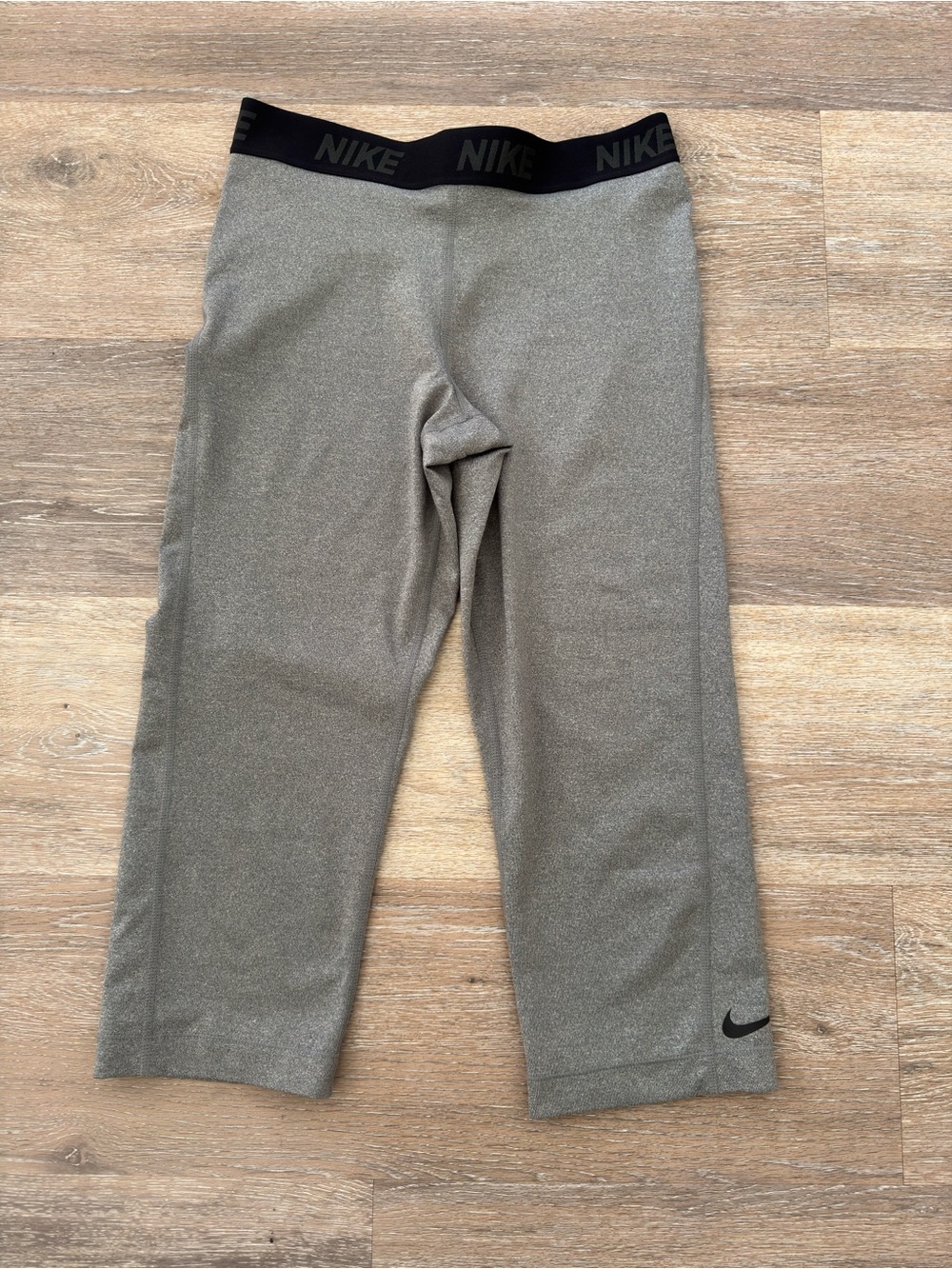 Nike Dri-FIT Cropped Leggings Women’s
